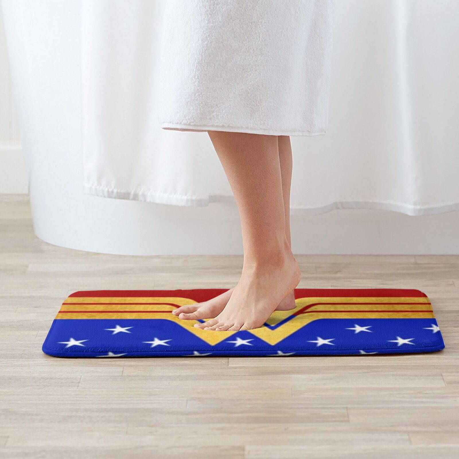 Golden Retro Wonder Womn Comic – обзор и цена Kids Outdoor Floor Cushions